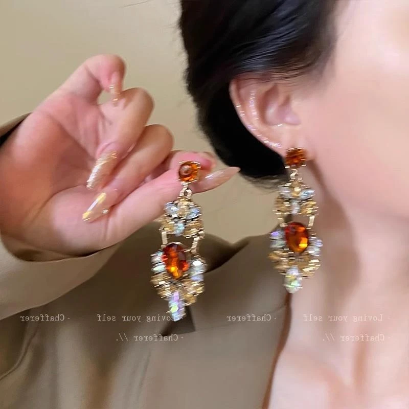 铜合金锆石耳饰 轻奢大气重工耳环女高级感夸张气质千金大小姐耳