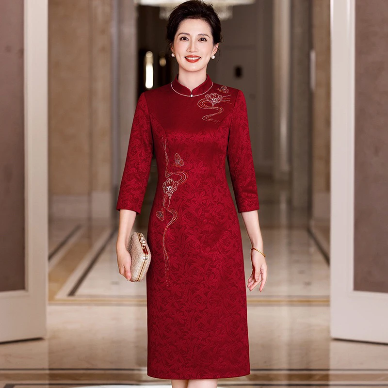 2025秋冬喜婆婆旗袍裙不开叉大码喜妈妈婚宴礼服裙修身显瘦Z