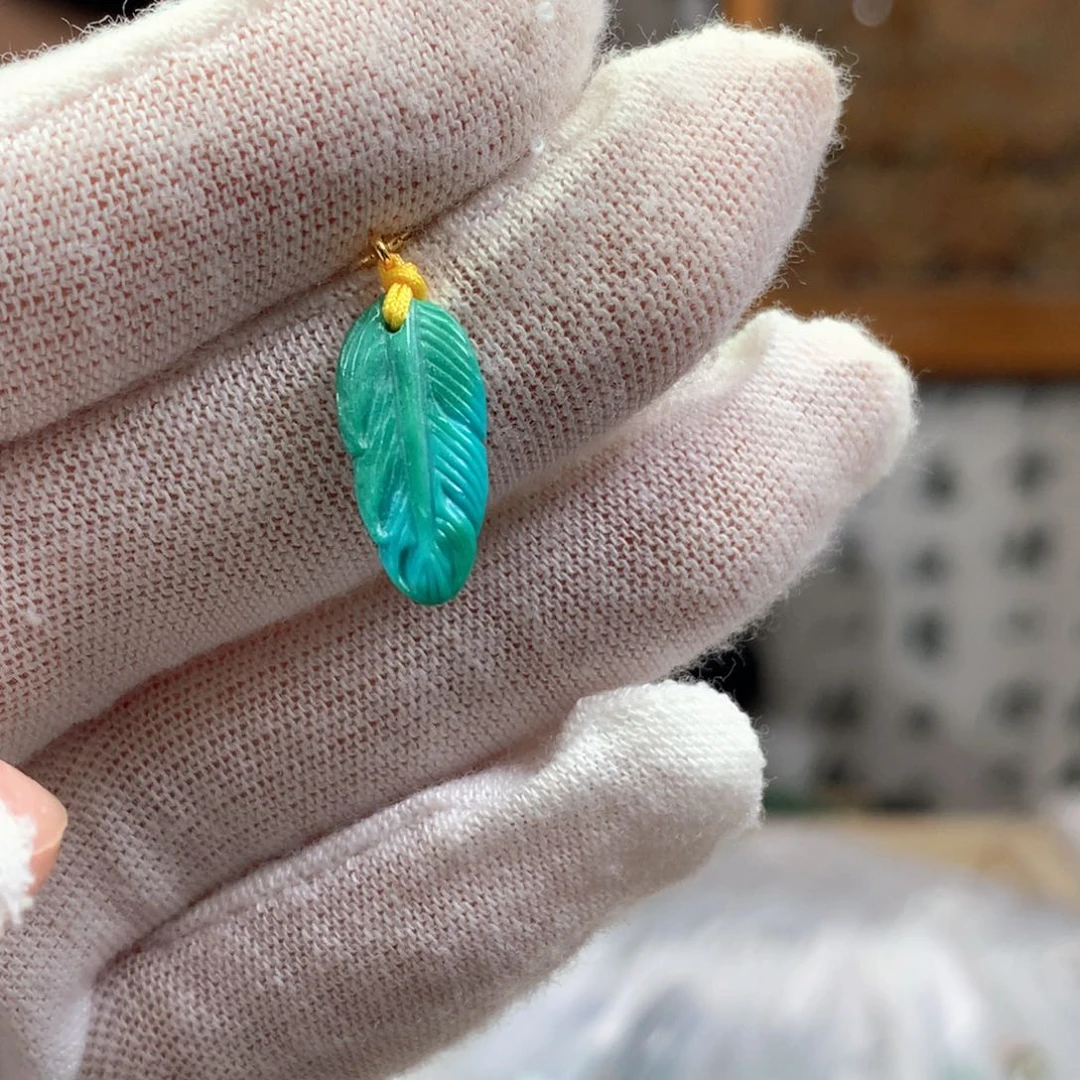 绿松石未镶嵌挂件