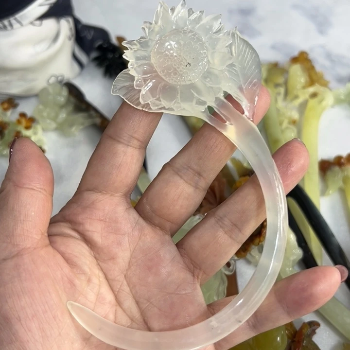 蛇纹石玉发饰未镶嵌