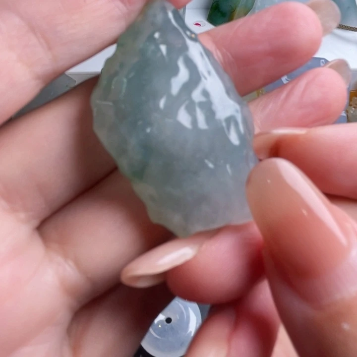 翡翠未镶嵌颈饰天然翡翠