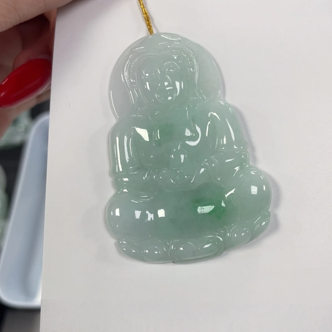颈饰未镶嵌翡翠观音