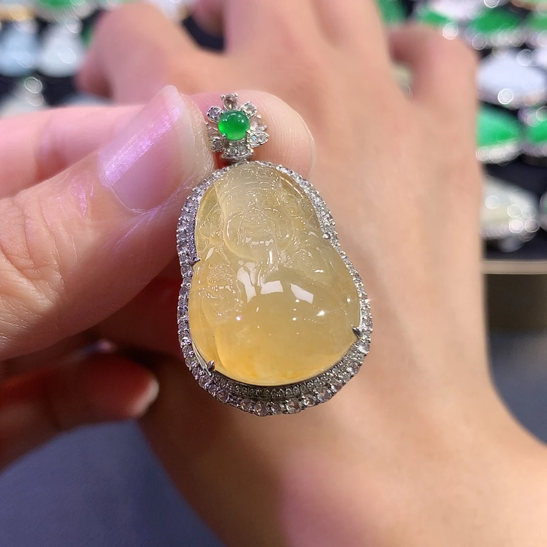 翡翠18K金镶嵌吊坠(赠链)