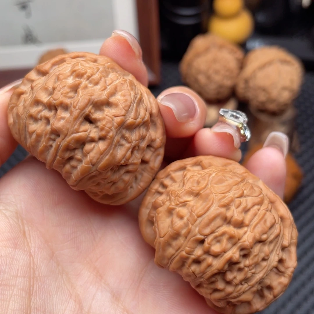 文玩核桃把件全品闷白