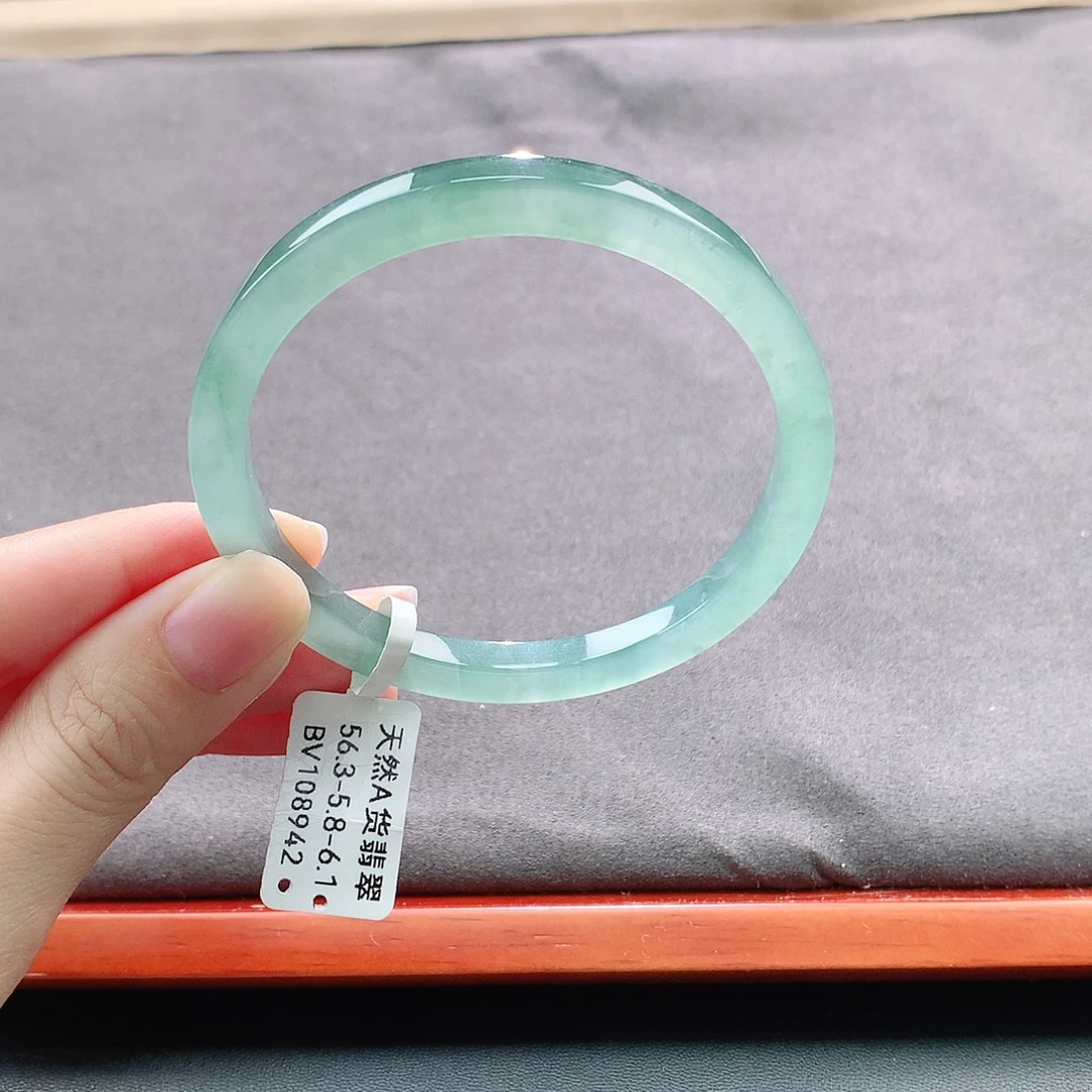 翡翠未镶嵌手镯天然
