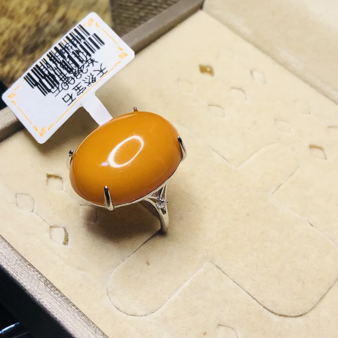 S925纯银镶嵌天然蜜蜡22x16MM戒指鸡油黄男女款指环饰品琥珀活口