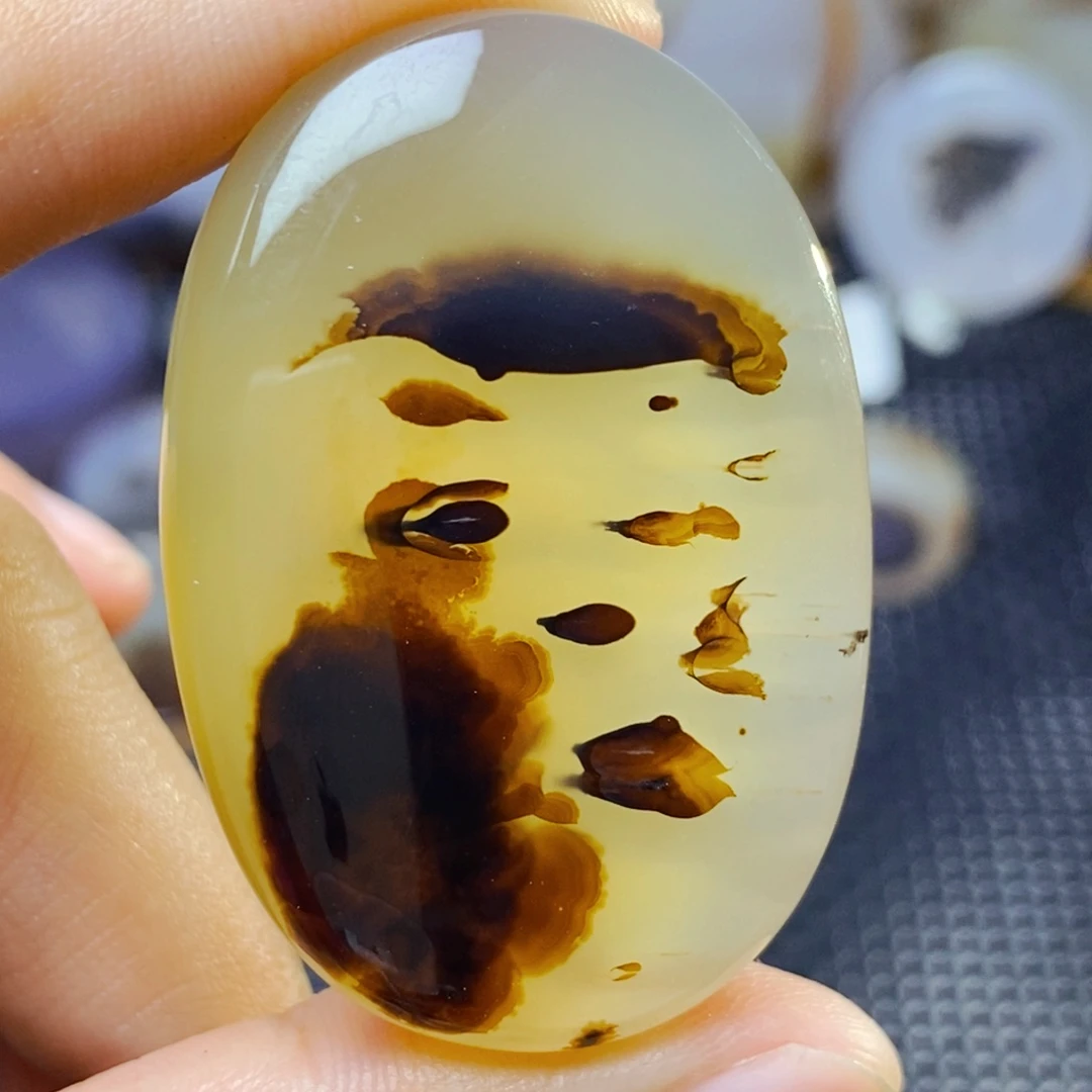 玛瑙/玉髓未镶嵌珠宝奇石