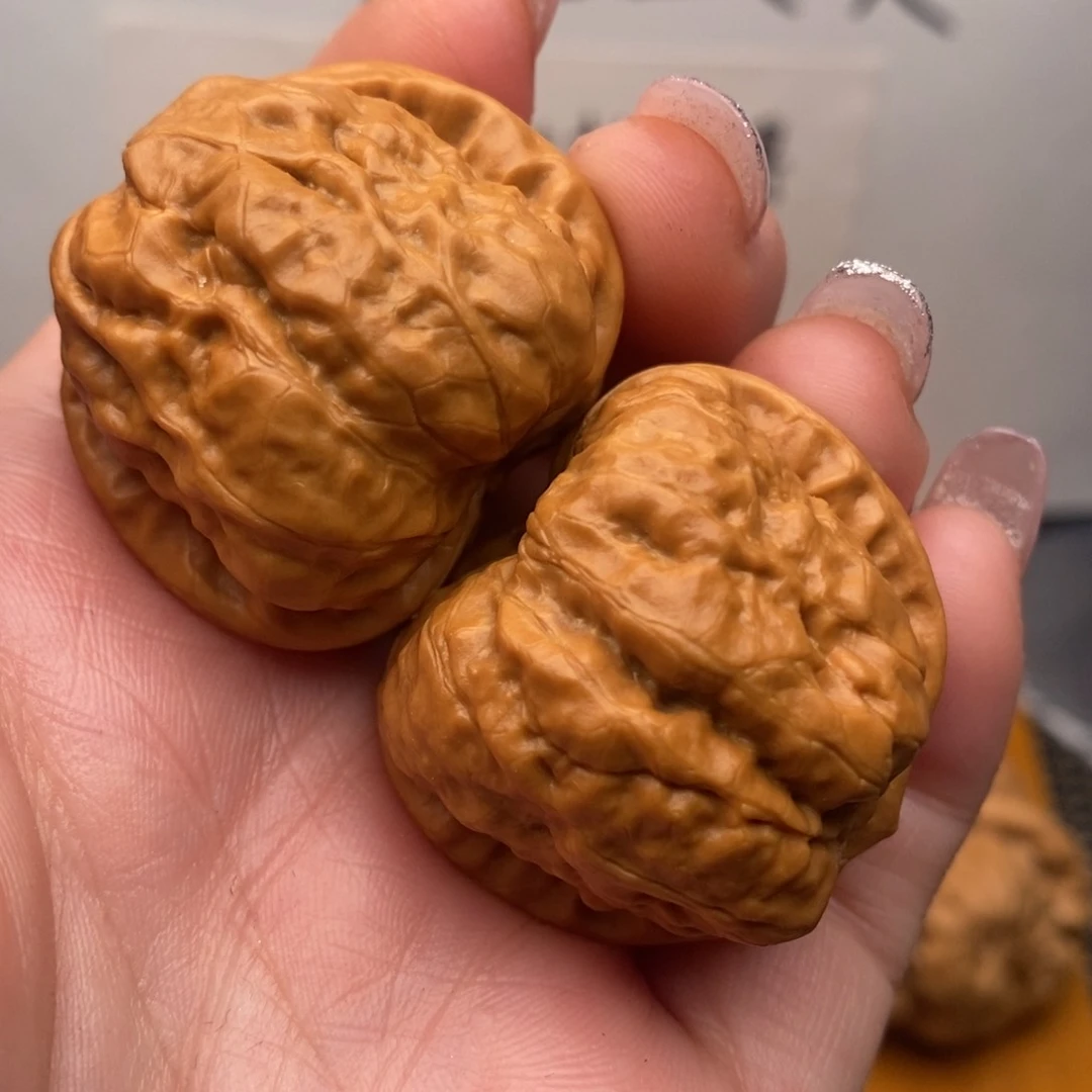 文玩核桃把件边35左右
