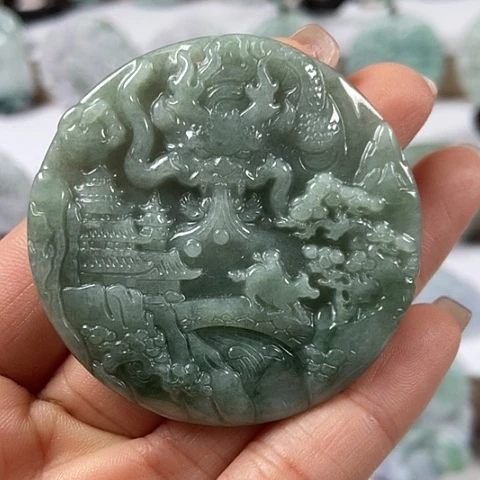 翡翠颈饰未镶嵌龙行天下福利