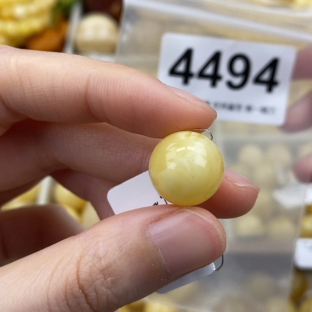 蜜蜡未镶嵌珠宝奇石14.2