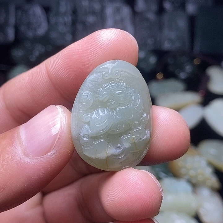颈饰未镶嵌和田玉