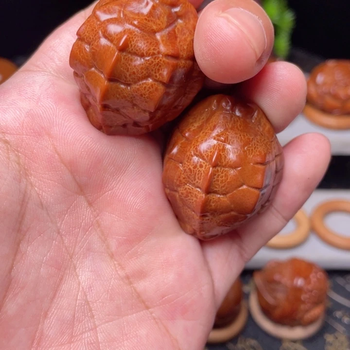 把件橄榄核龙脊富甲手球3.2