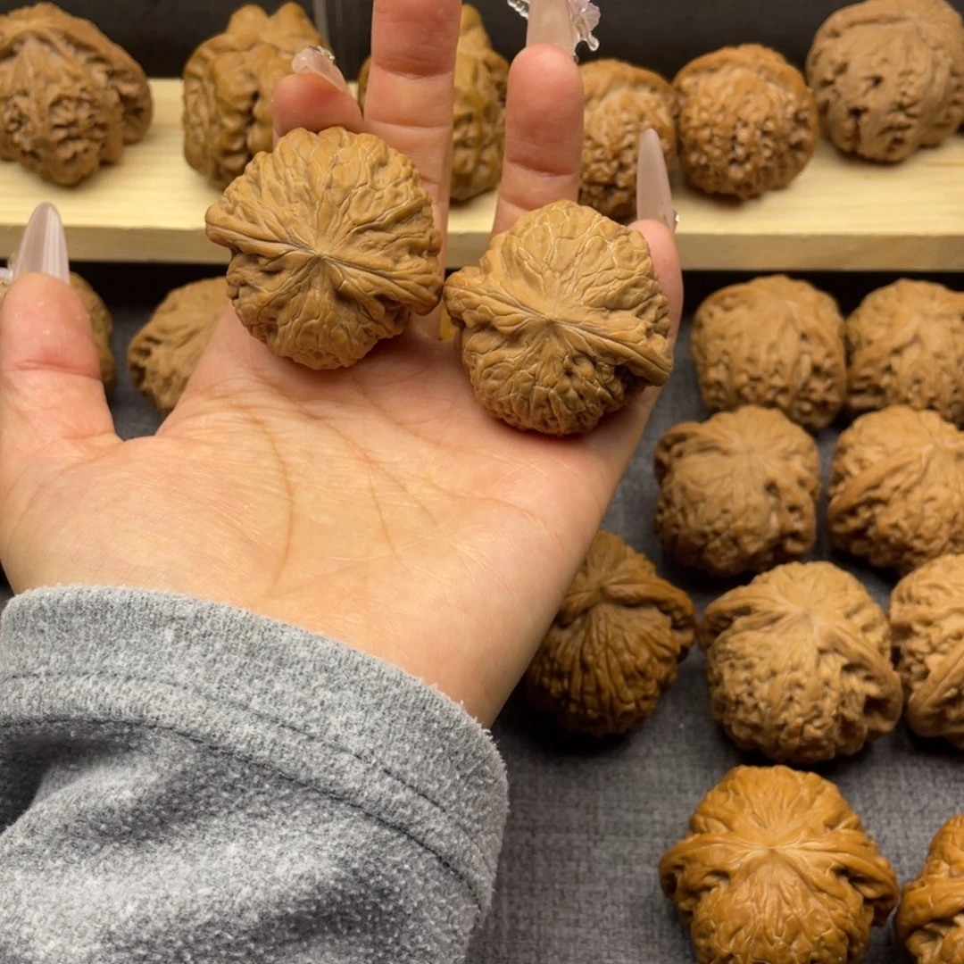 文玩核桃吊坠铁锤40