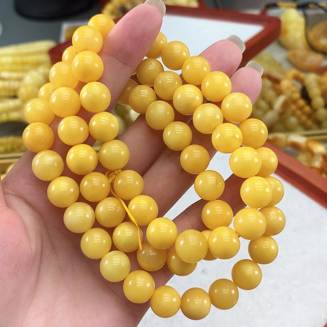 未镶嵌琥珀裸石鸡油黄10