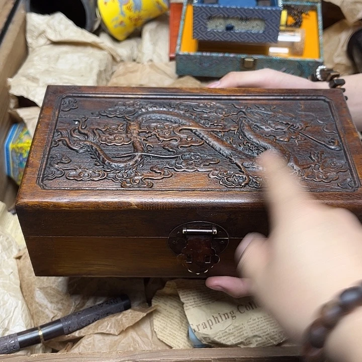 大叶紫檀（黑酸枝木类）