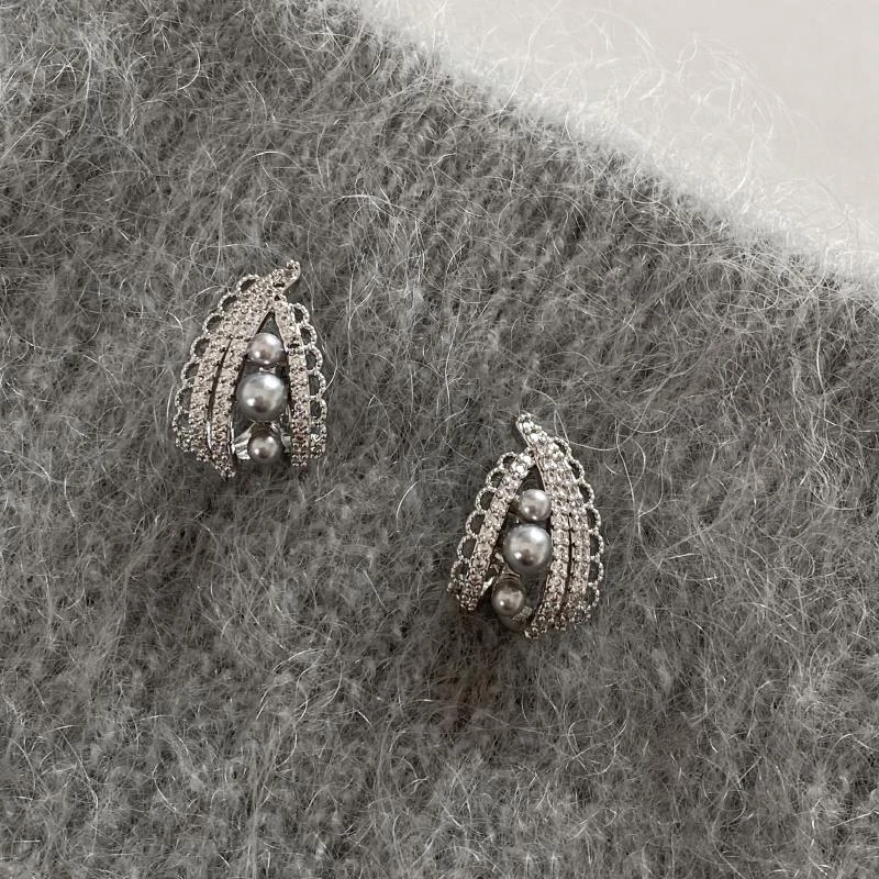 925银耳饰 法式秋冬绝美珍珠耳钉女纯银高级无耳洞耳夹