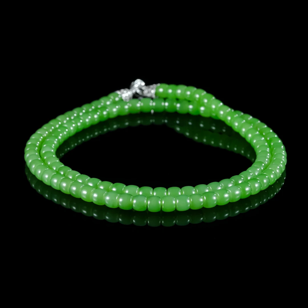 周陶陶｜露绿｜和田玉苹果绿老型珠长链项链卡7尺寸 质感克制