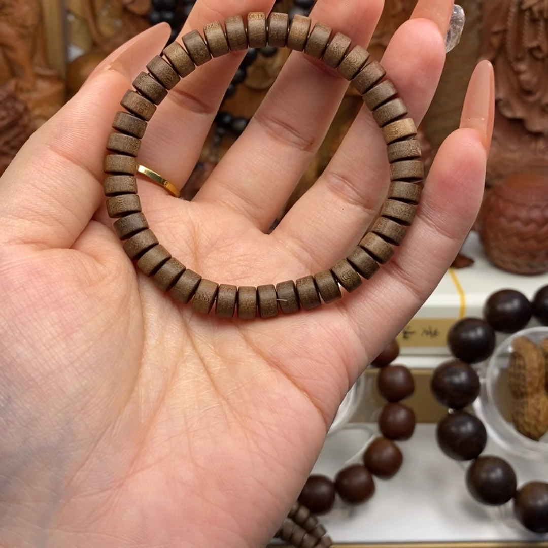 *****檀香木手串/手链迈索尔老山檀黑肉老料4.7药片奶香