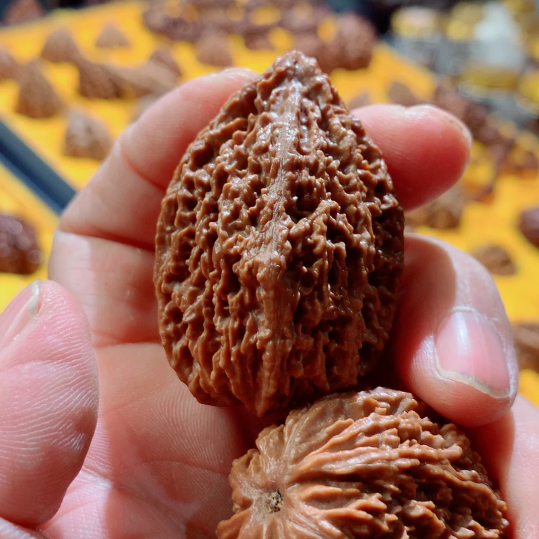 有***儿吊坠桃核蚂蚁窝核桃