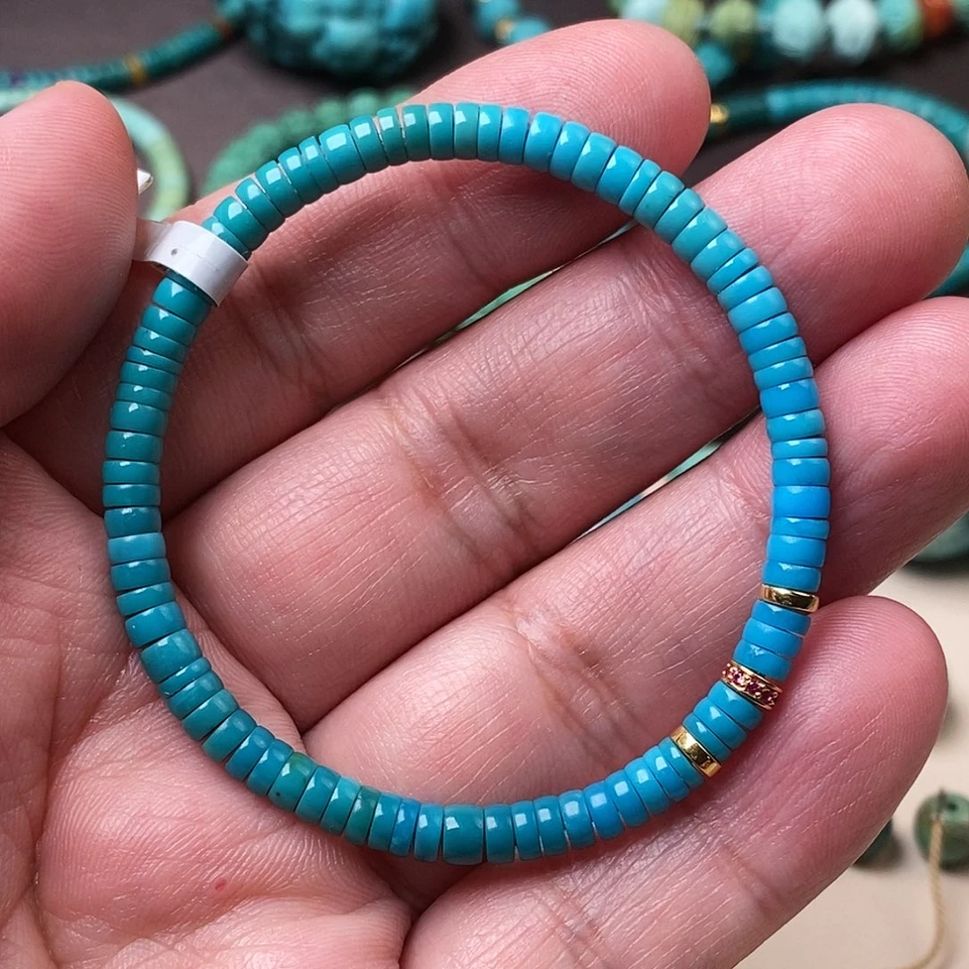 绿松石未镶嵌颈饰