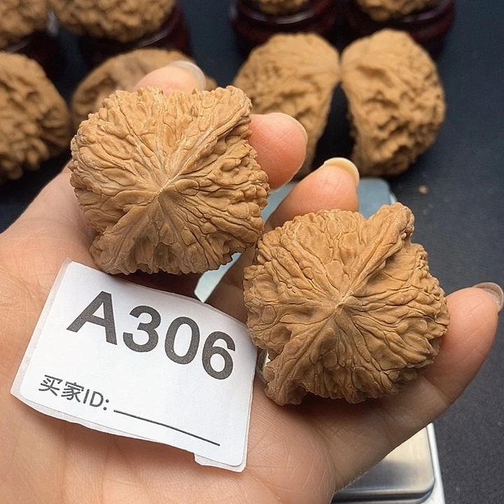 核桃泥鳅背4.5，00000