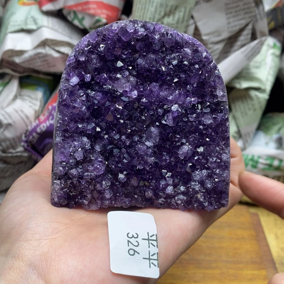 紫晶乌拉圭未镶嵌