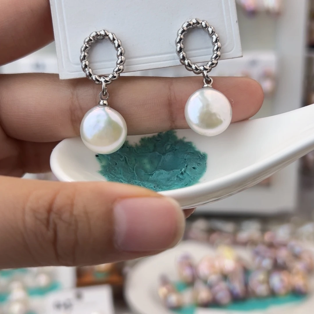 淡水珍珠耳饰未镶嵌