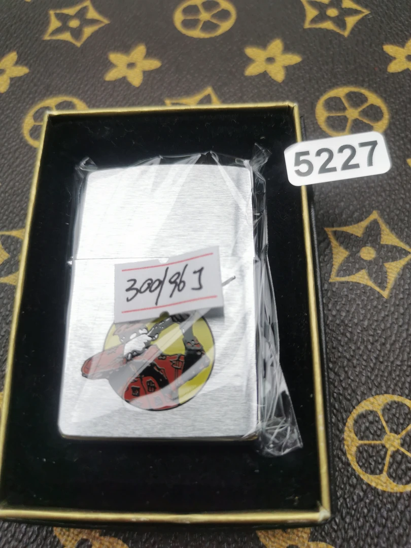 Zippo打火机回血96J拉丝热转印-5227