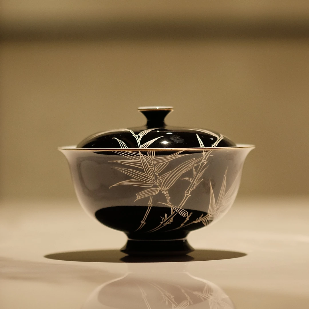 【小田甄陶】金错银竹子黑地-半斋-元宝盖碗