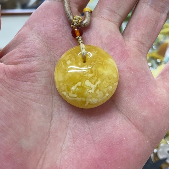 裸石蜜蜡未镶嵌吊坠