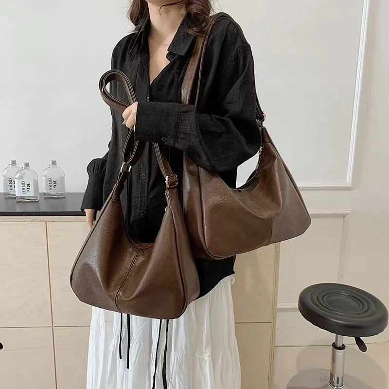 软皮包包女2025新款大容量简约通勤斜挎包时尚托特包单肩包