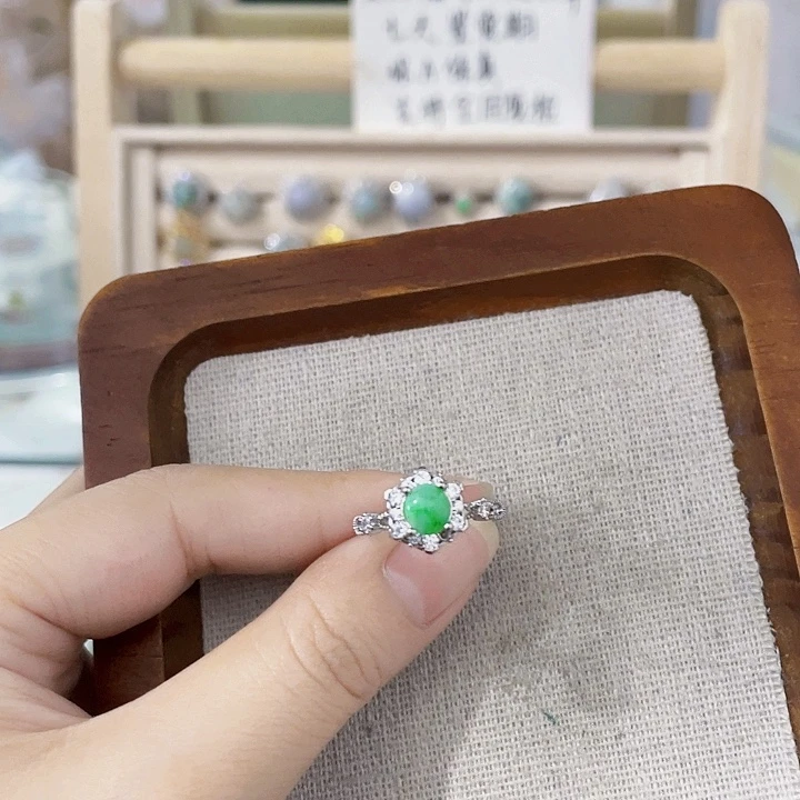 翡翠未镶嵌颈饰天然翡翠Ａ货