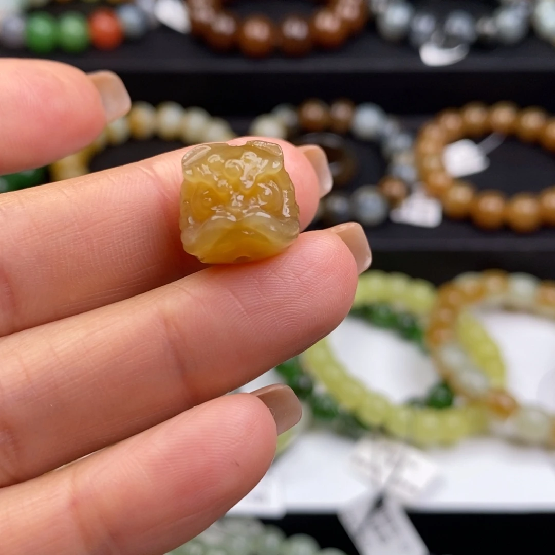 和田玉未镶嵌手串