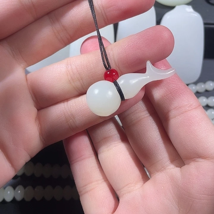 和田玉未镶嵌吊坠(不含链)葫芦