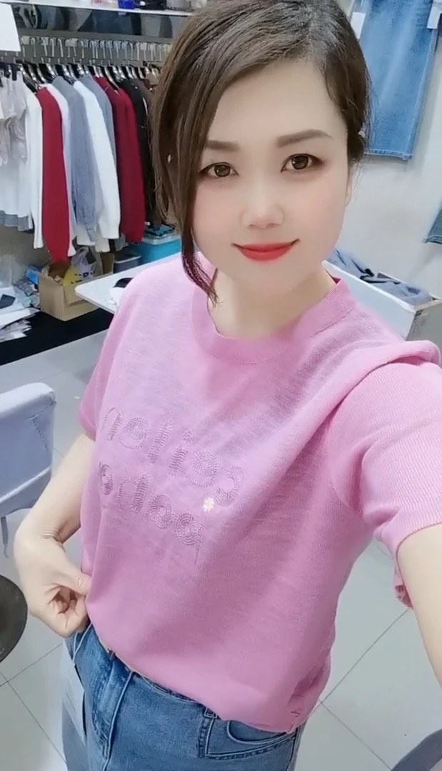 依美阁女装推介春季针织字母百搭显瘦短袖