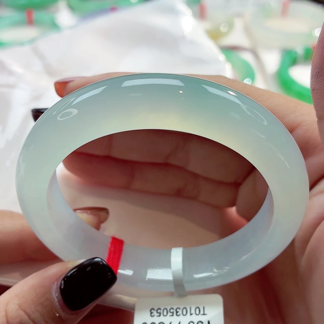 翡翠未镶嵌手镯荔枝冻白月光68-10