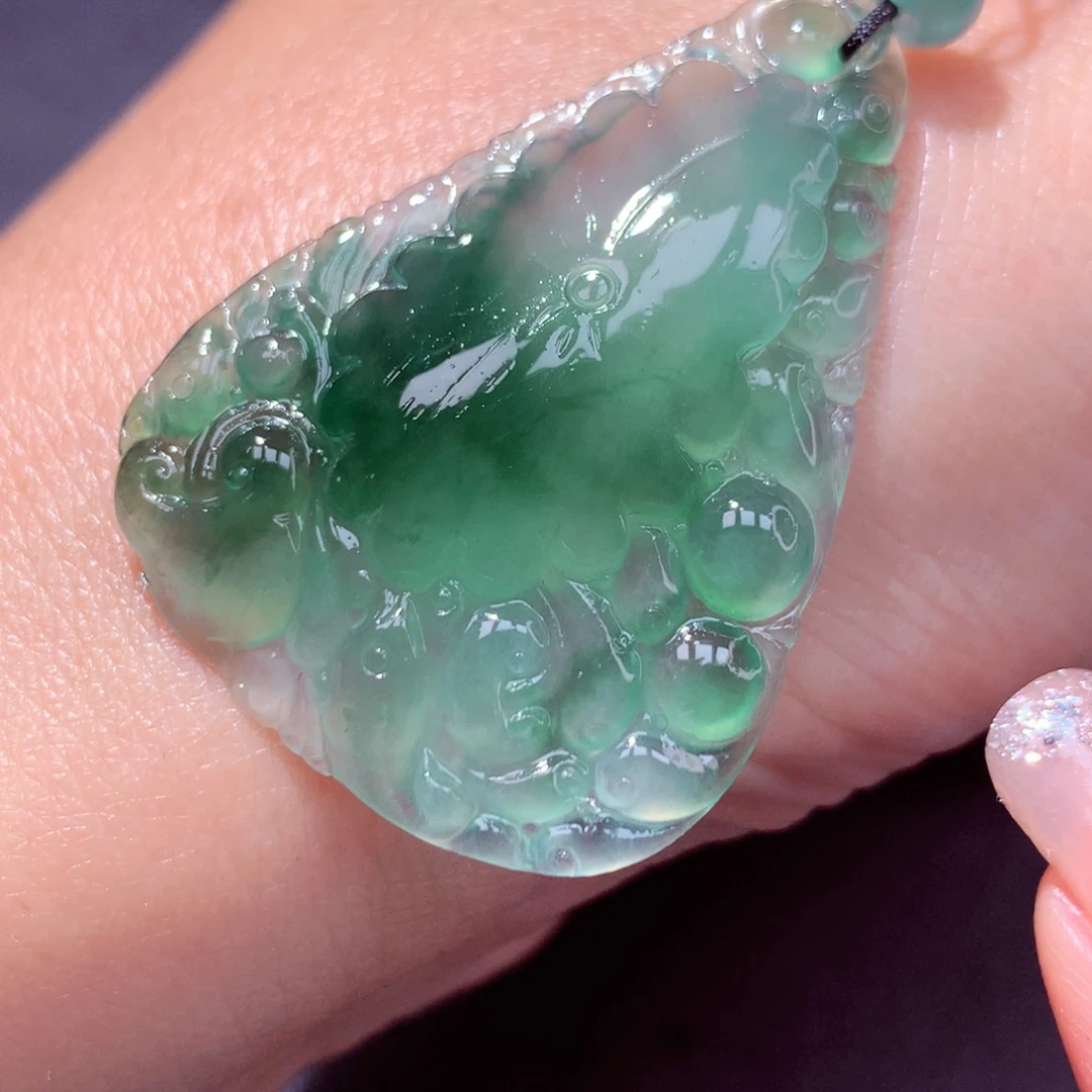 定制翡翠未镶嵌翡翠