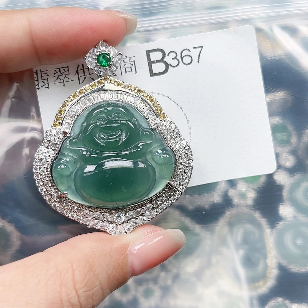 翡翠颈饰未镶嵌翡翠367