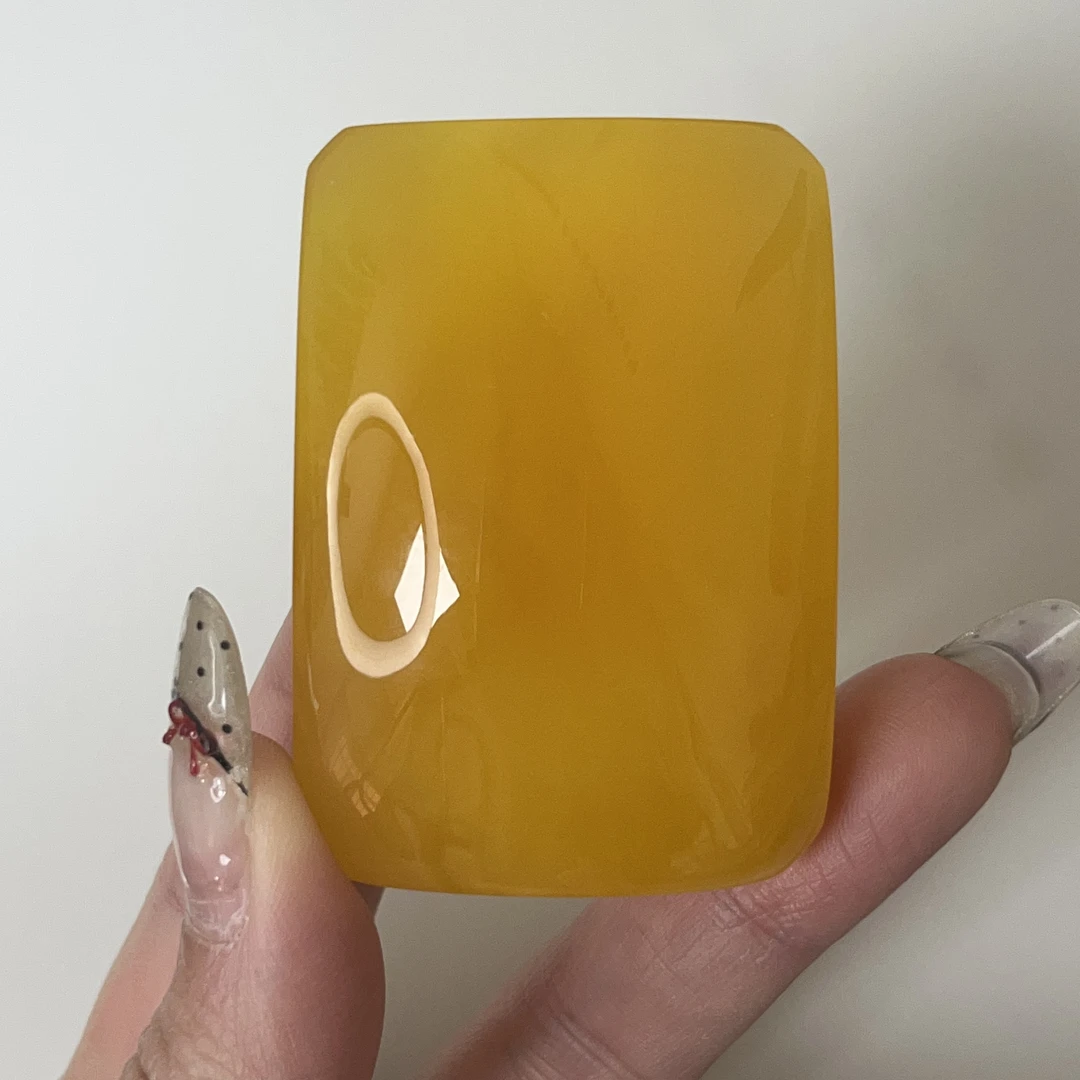 天然原矿无优化无烤色无补胶无煮蜜无辐照蜜蜡无事牌吊坠（1217）