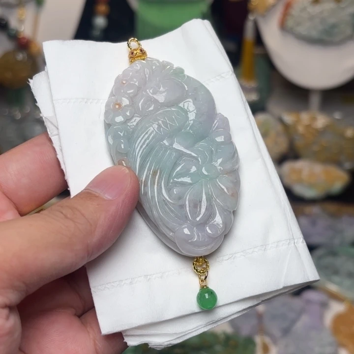 颈饰未镶嵌翡翠吊坠