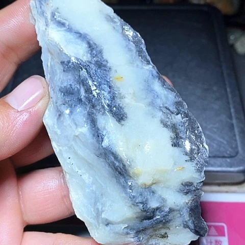 新疆和田原石石头陶