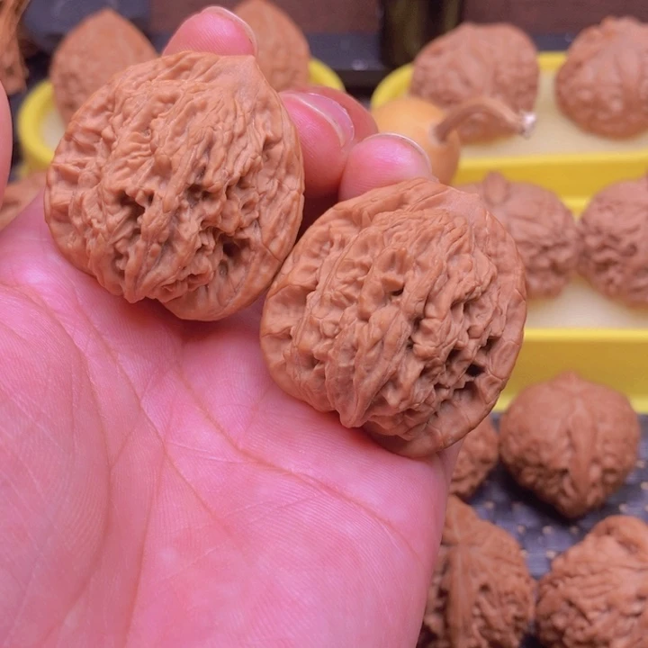 核桃手串/手链?****?粗筋小麦虎狮子头38尺