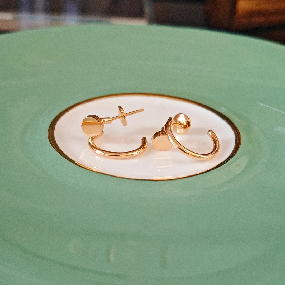 99新 Cartier/卡地亚 钉子耳钉/K玫/23年盒证