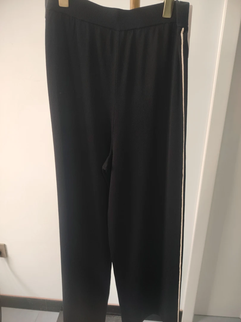 5876-黑色束脚女秋冬撞色边阔腿裤