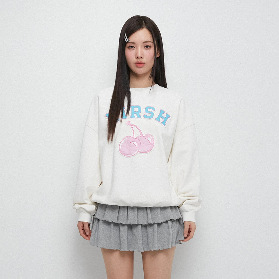 樱桃KIRSH 贴布绣圆领卫衣女套头2025韩版宽松休闲少女外套