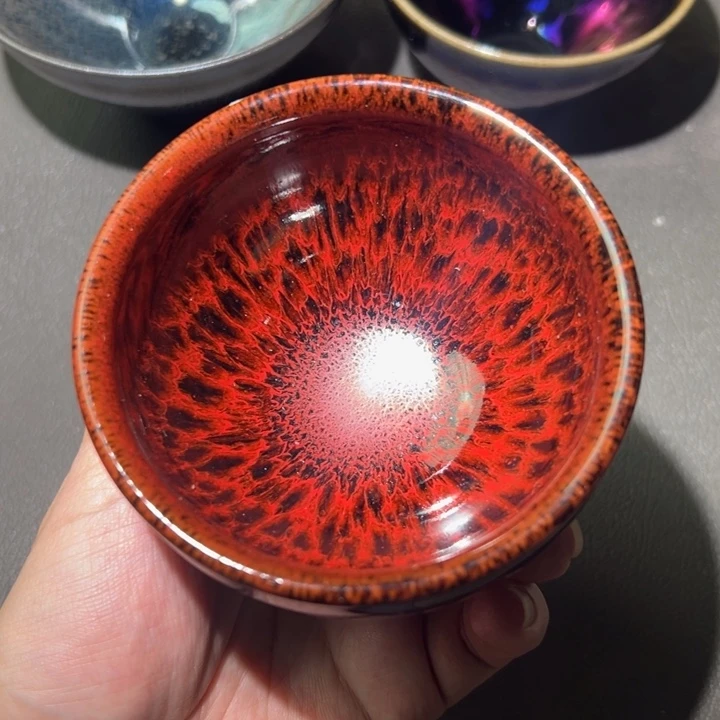 茶盏我想和她好好聊聊呢可是