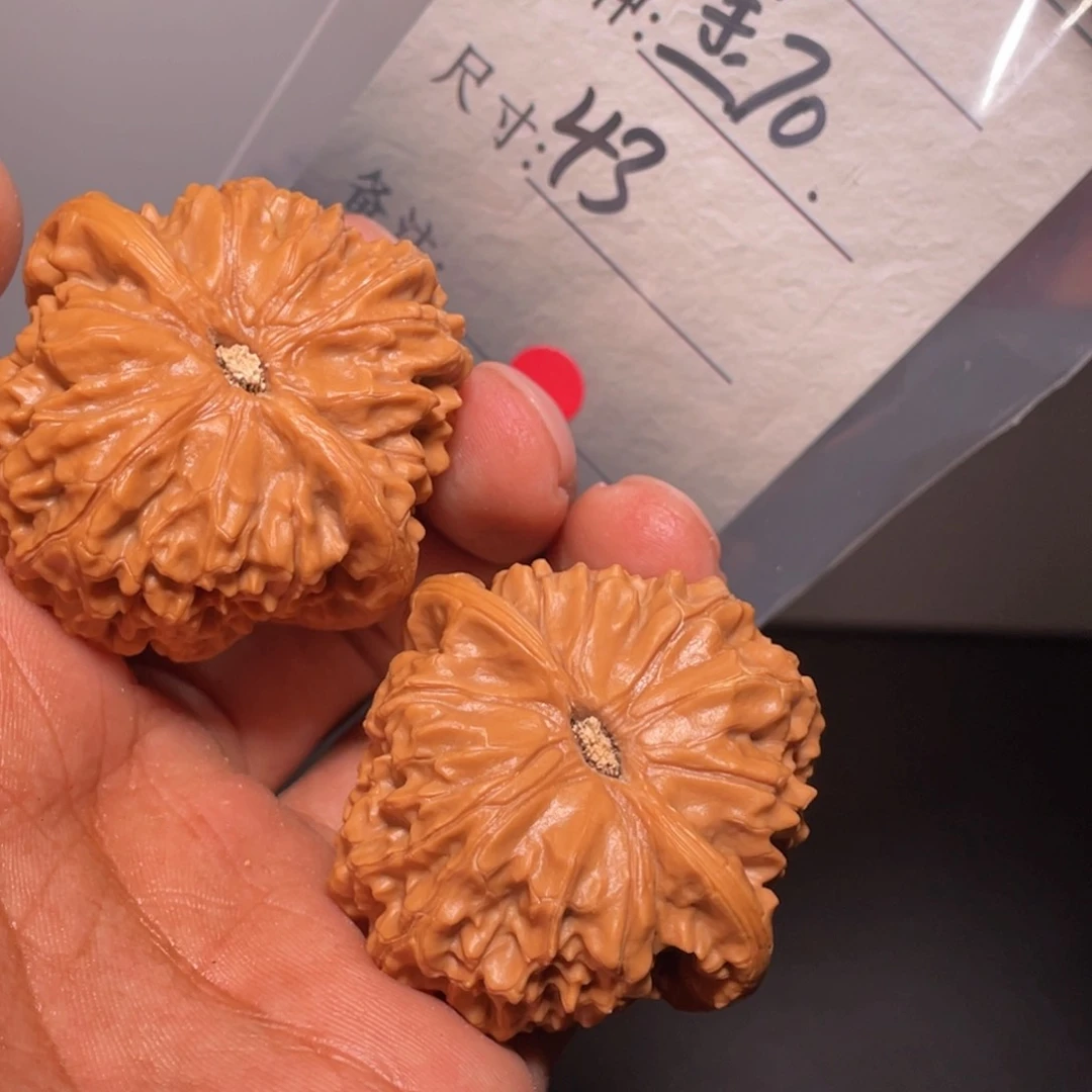 文玩核桃吊坠文玩核桃