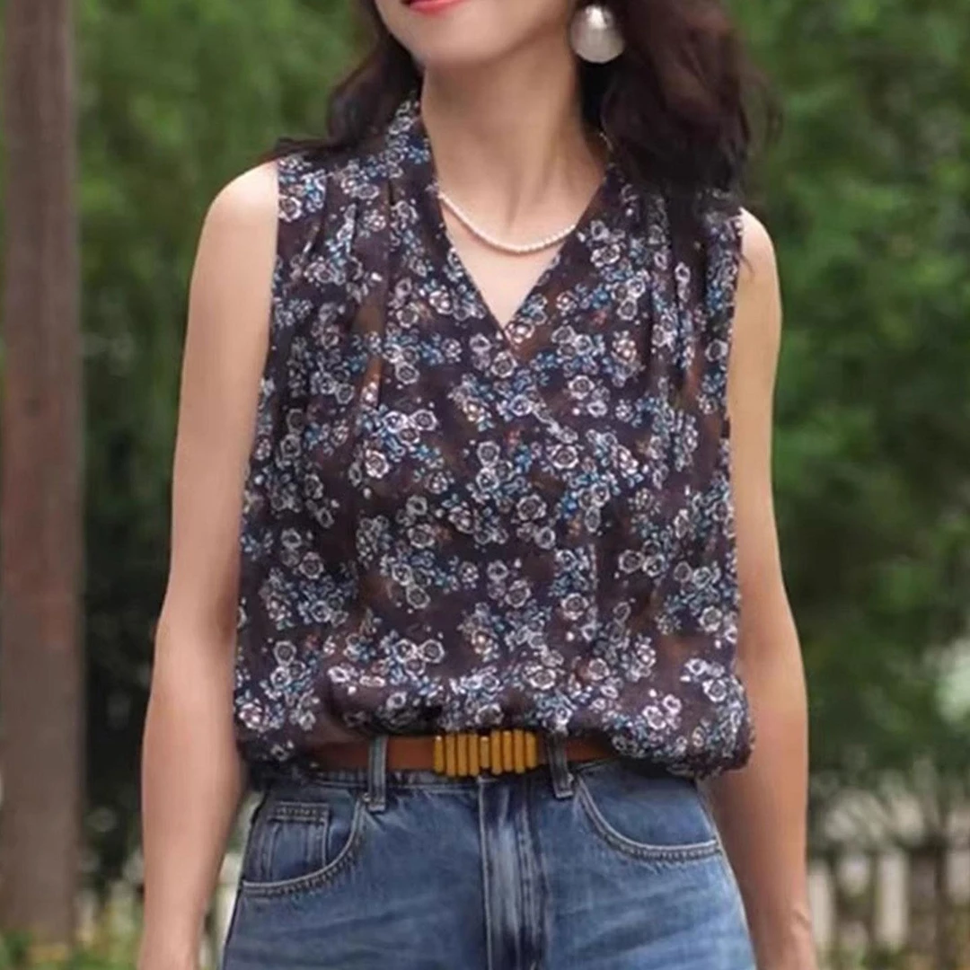 设计感碎花百搭无袖衬衫背心2025夏季独特超好看减龄轻熟风上衣