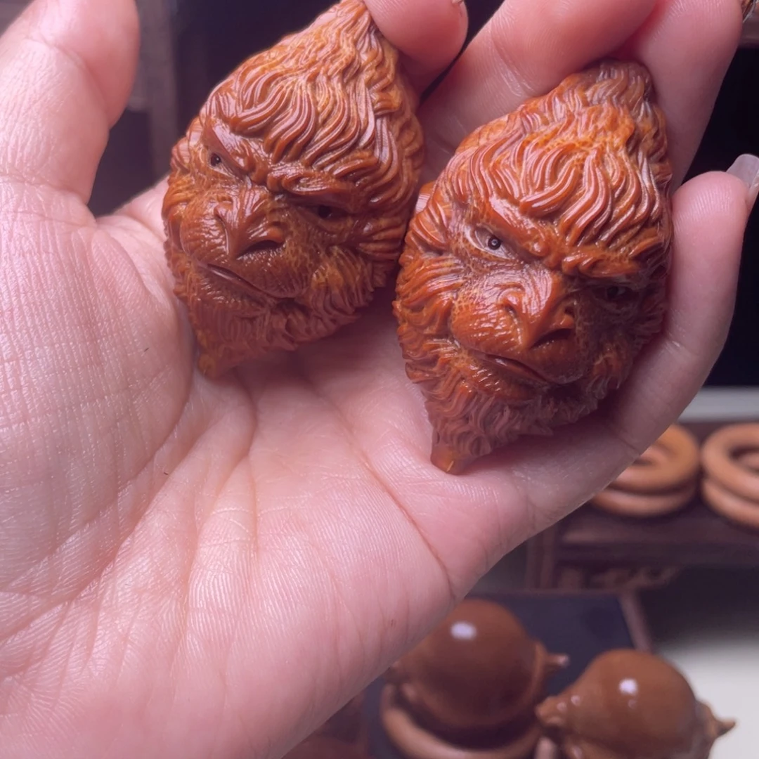 橄榄核吊坠大圣手球3.3