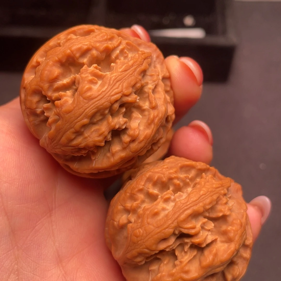 文玩核桃吊坠秦岭野生核桃